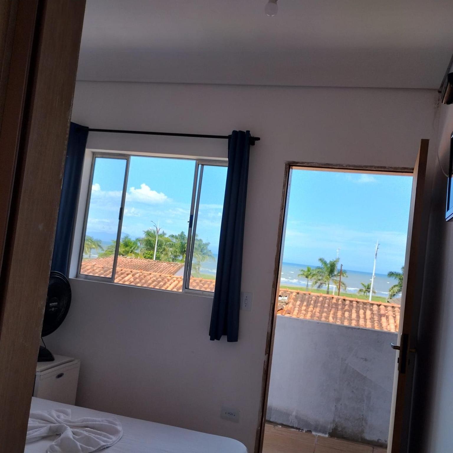 カラグァタトゥバ Aguas Quentes Bed & Breakfast エクステリア 写真